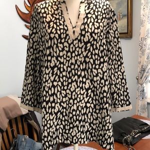 100% linen Jones New York sport blk/off wht animal print tunic Like New size L